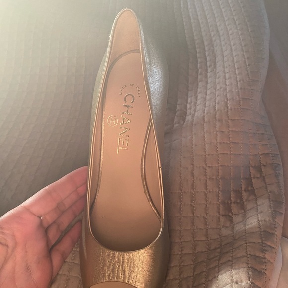 - Chanel gold shoes - Picture 3 of 5